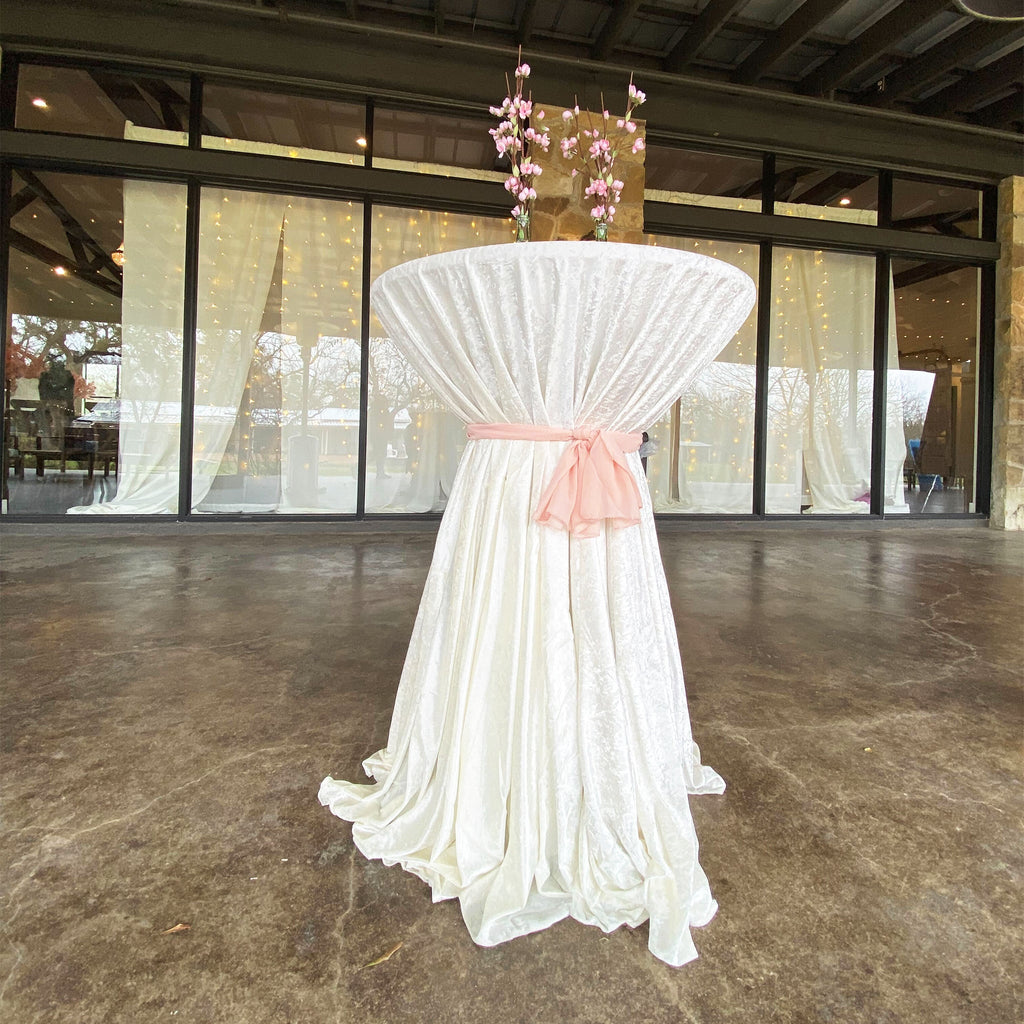 https://cdn.shopify.com/s/files/1/0042/0390/5136/files/BlushChiffonChairSash.jpg?v=1763999919
