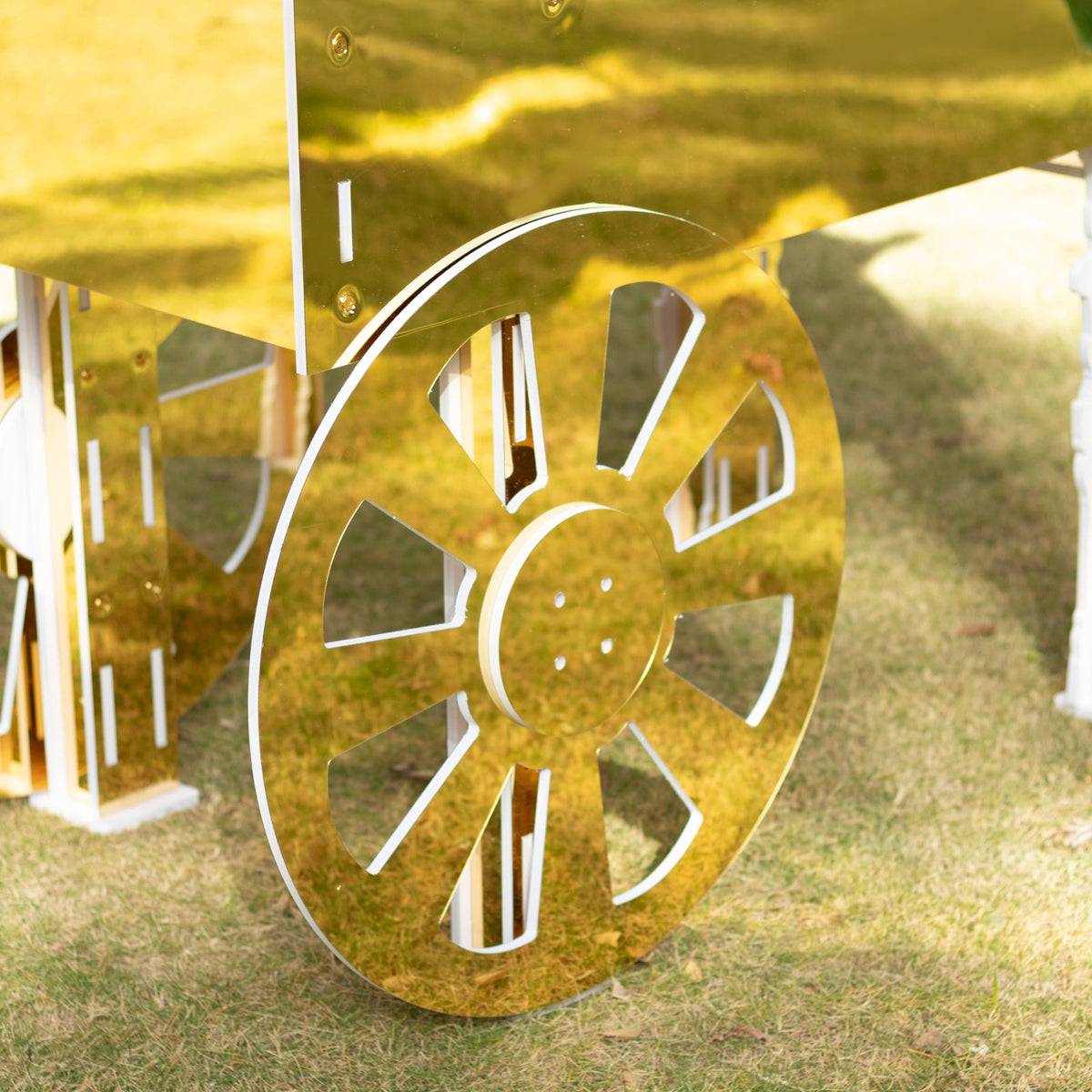 6ft Mirrored Candy Cart Display Stand with Wheels Gold