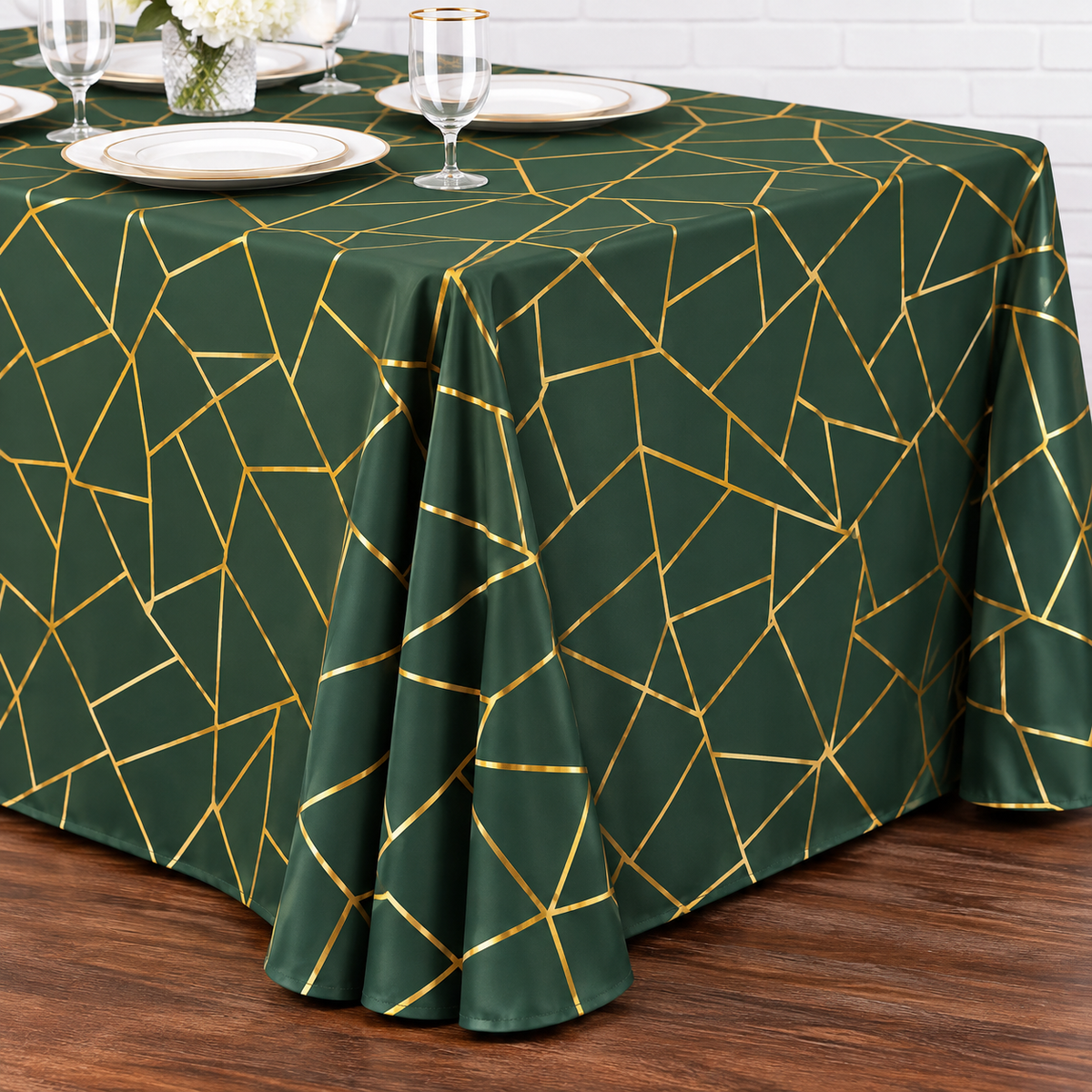 Long Hunter Emerald Green Tablecloth