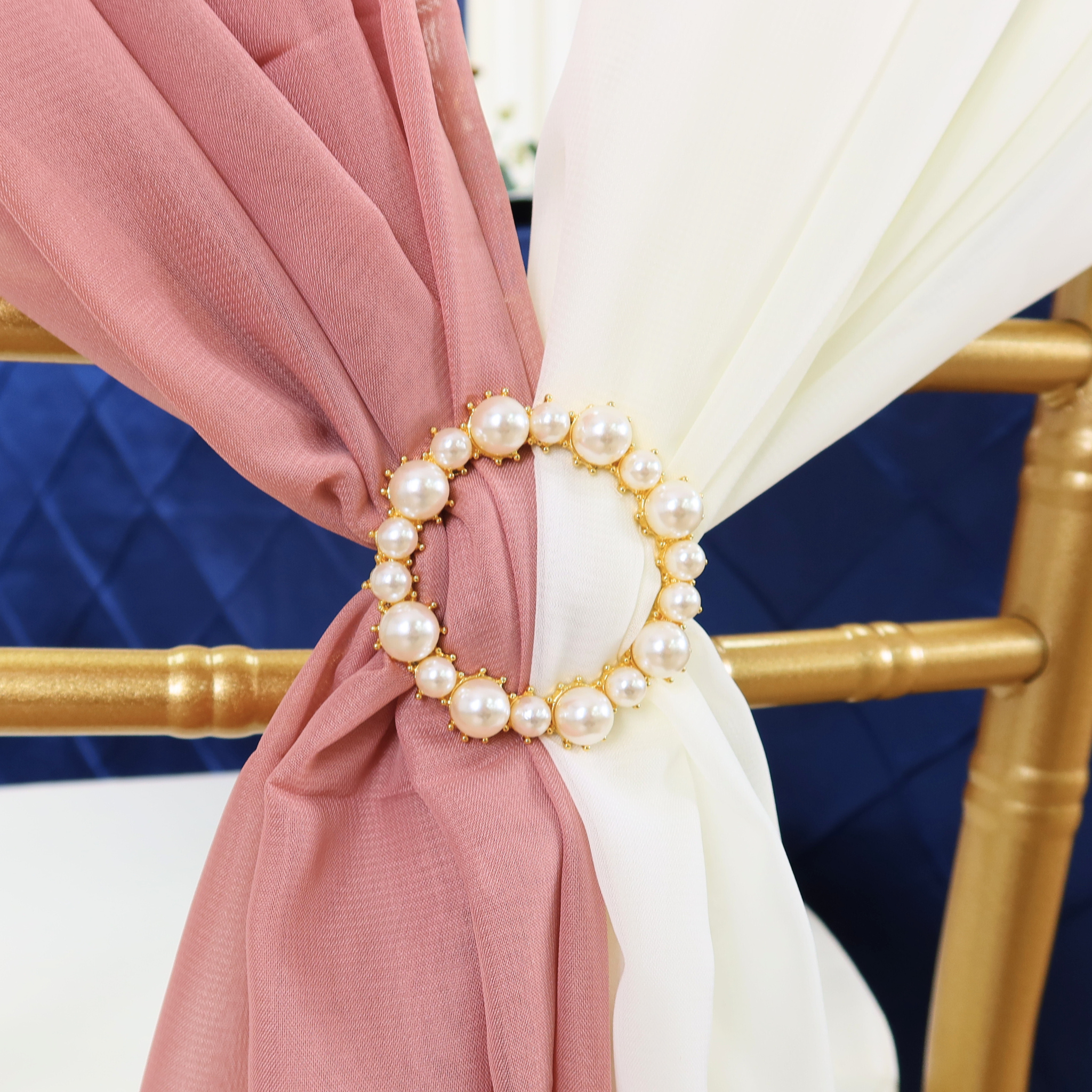 https://cdn.shopify.com/s/files/1/0042/0390/5136/files/Chiffon-Chair-Sash-Ties-Clip-Ivory-5-Pack.png?v=1764012185