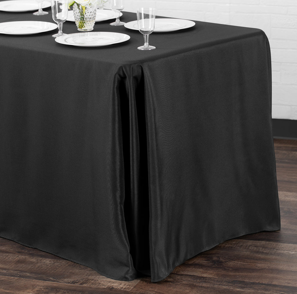 https://cdn.shopify.com/s/files/1/0042/0390/5136/products/Polyester-Rectangular-Tablecloth-Black-Env.jpg?v=1773894744