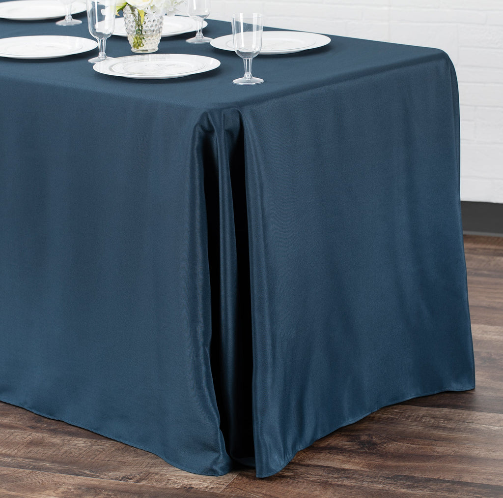 https://cdn.shopify.com/s/files/1/0042/0390/5136/products/Polyester-Rectangular-Tablecloth-Navy-Blue-Env.jpg?v=1744750874