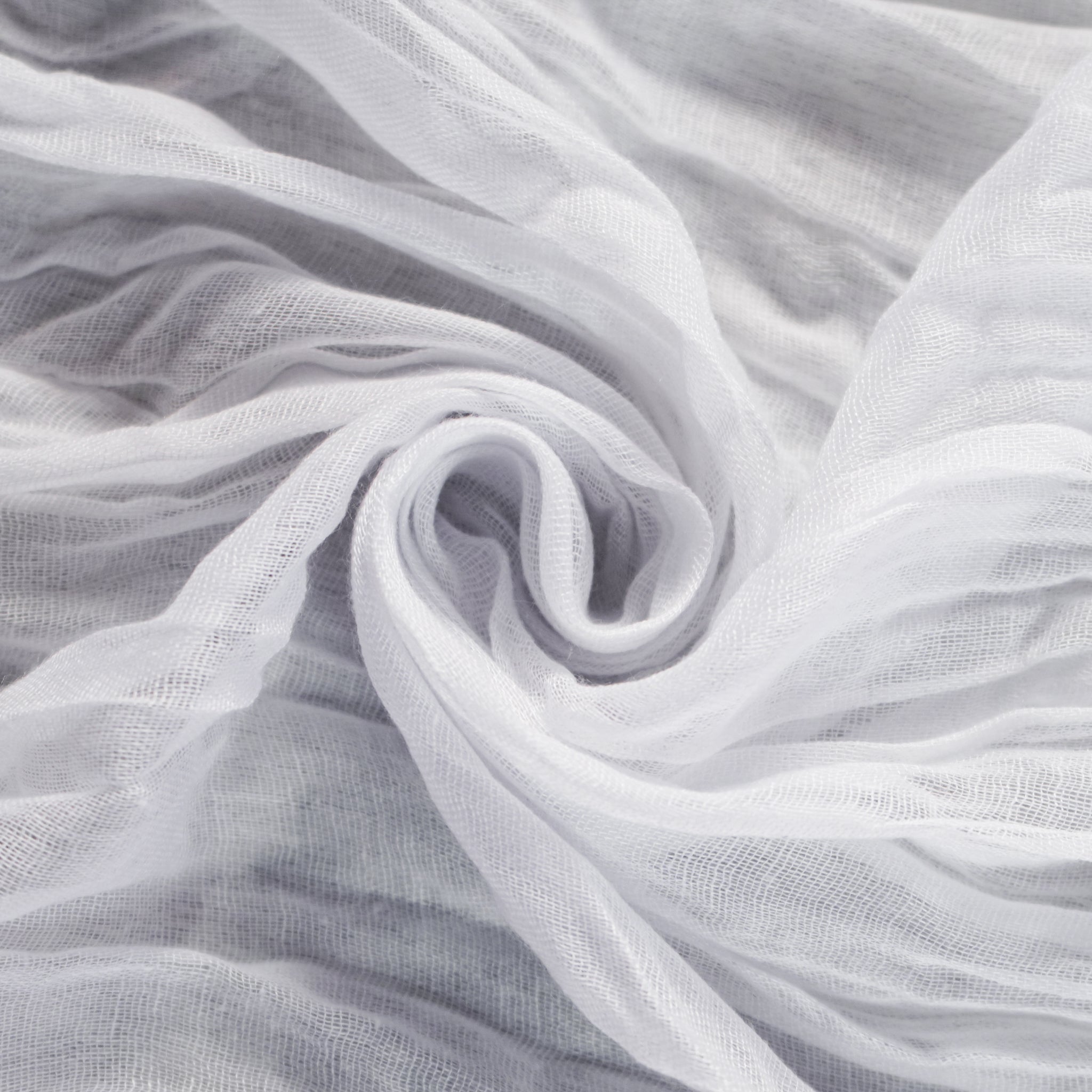 https://cdn.shopify.com/s/files/1/0042/0390/5136/products/PremiumCheeseclothTableRunner16FTx25_-White4.jpg?v=1775077938