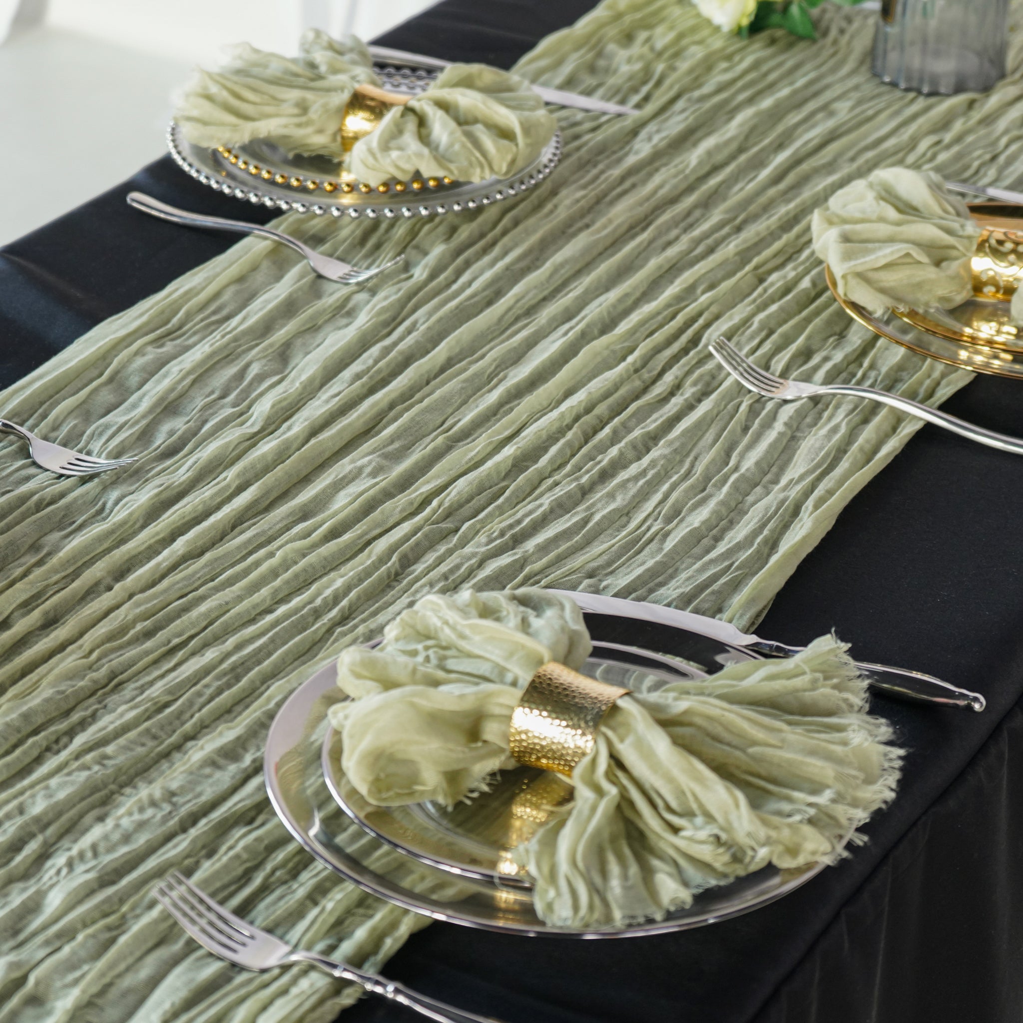 https://cdn.shopify.com/s/files/1/0042/0390/5136/products/PremiumCheeseclothTableRunner16FTx25_SageGreen3.jpg?v=1775077441