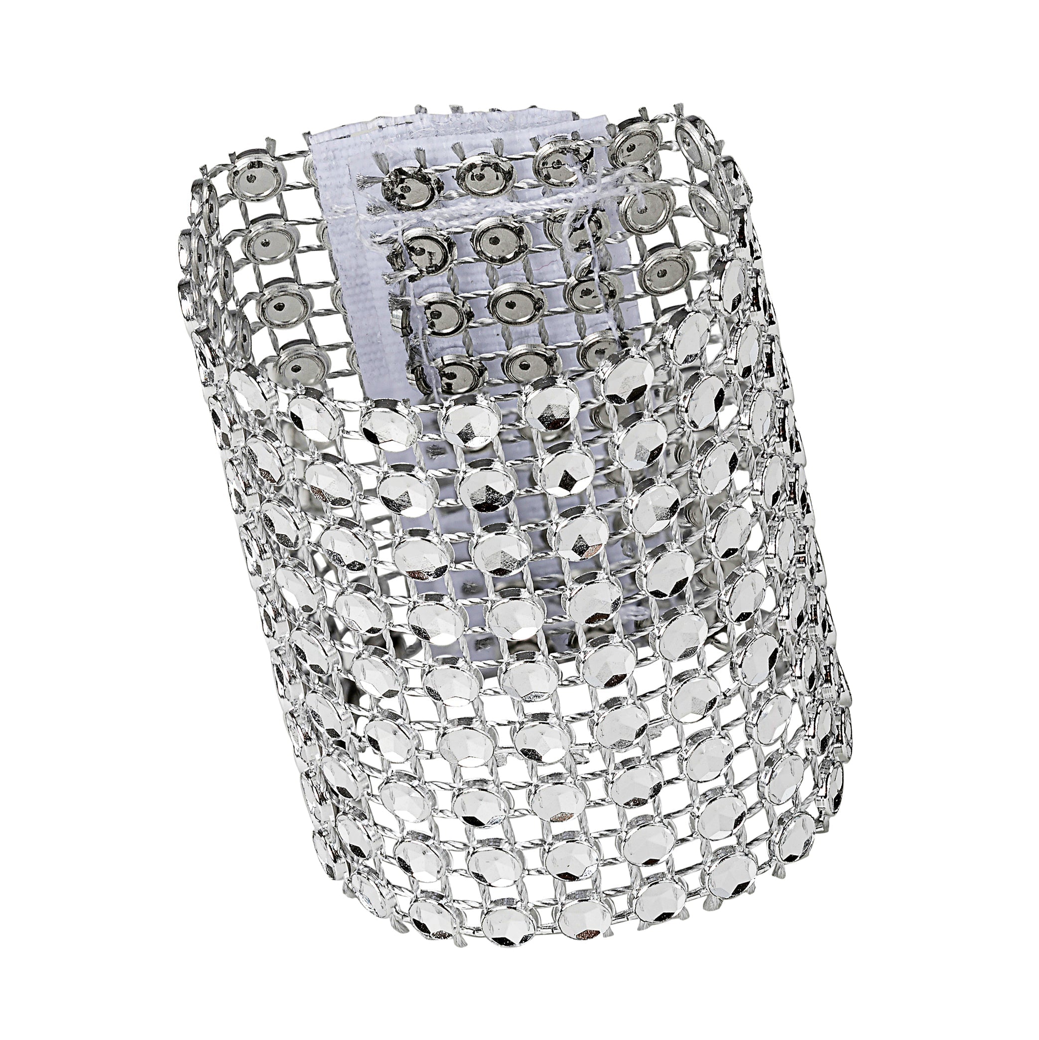 https://cdn.shopify.com/s/files/1/0042/0390/5136/files/Rhinestone-Velcro-Sash-Clip-Napkin-Ring-Silver_38b55e0c-98dc-4265-82c7-6772301bba89.jpg?v=1744286638