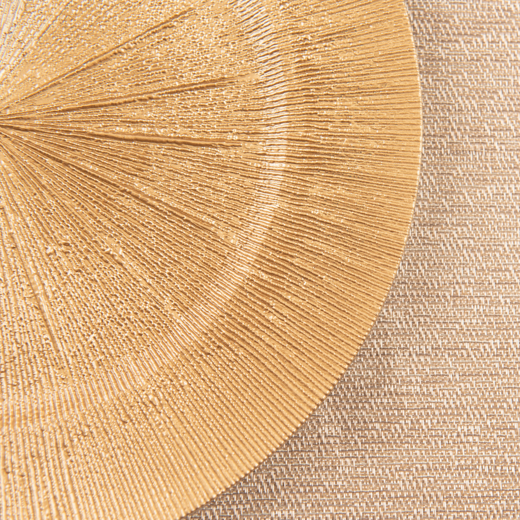 https://cdn.shopify.com/s/files/1/0042/0390/5136/files/SunrayAcrylicChargerPlate-Gold1.png?v=1744632453