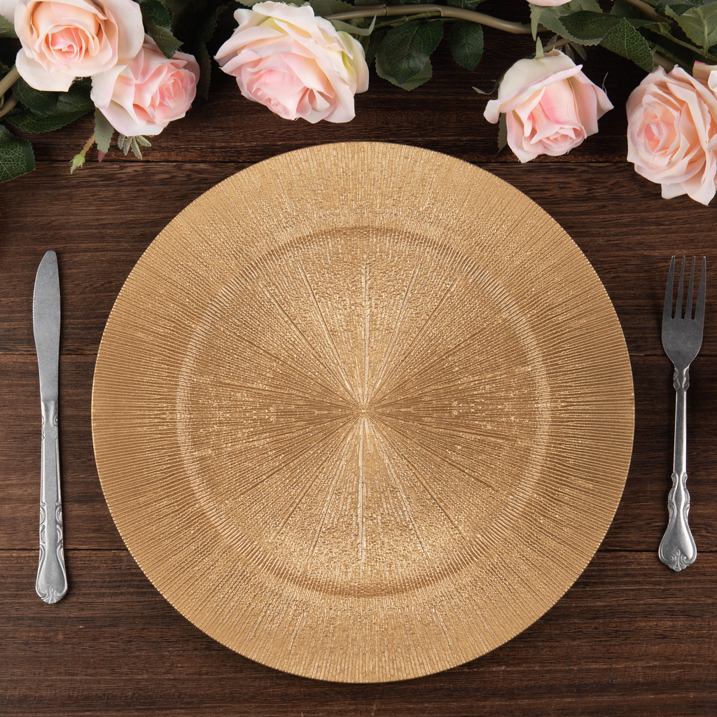 https://cdn.shopify.com/s/files/1/0042/0390/5136/files/SunrayAcrylicChargerPlate-Gold3.png?v=1744632453