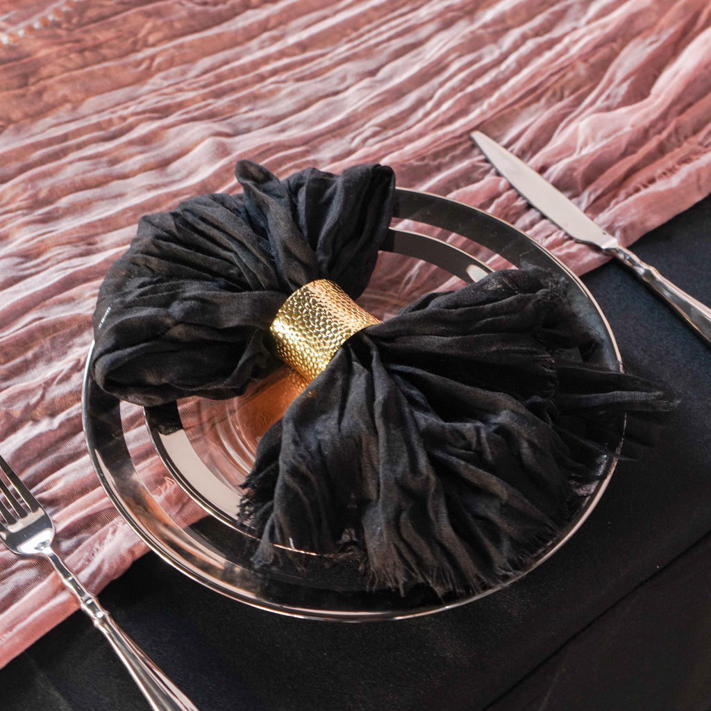 https://cdn.shopify.com/s/files/1/0042/0390/5136/products/premium-cheesecloth-table-runner-black5_764bfe86-514c-400e-8656-4babadd07d02.jpg?v=1744687588
