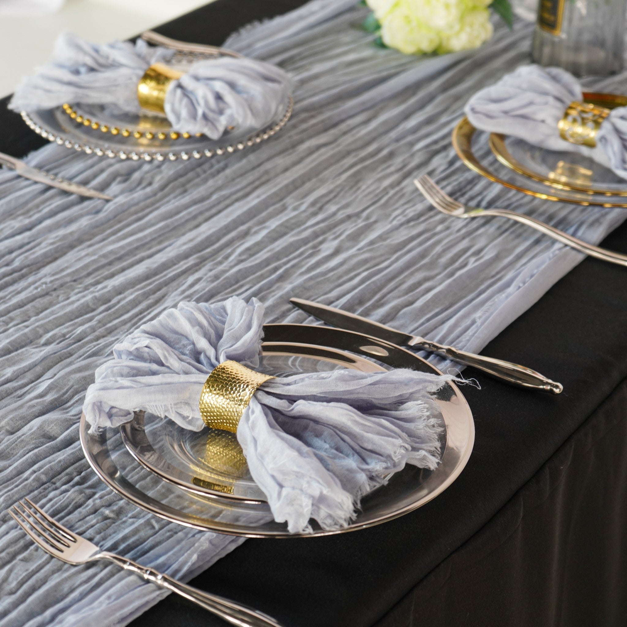 https://cdn.shopify.com/s/files/1/0042/0390/5136/products/premium-cheesecloth-table-runner-dusty-blue2.jpg?v=1774993798